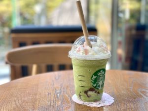 スタバ「抹茶と桜わらびもちフラペチーノ」の感想