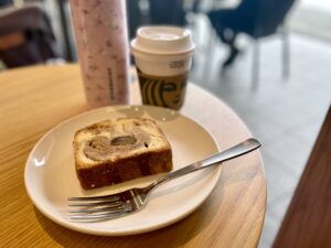 スタバのマロンパウンドケーキ
